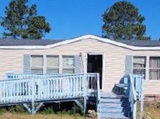 539 Toogan Rd, Fairmont, NC 28340