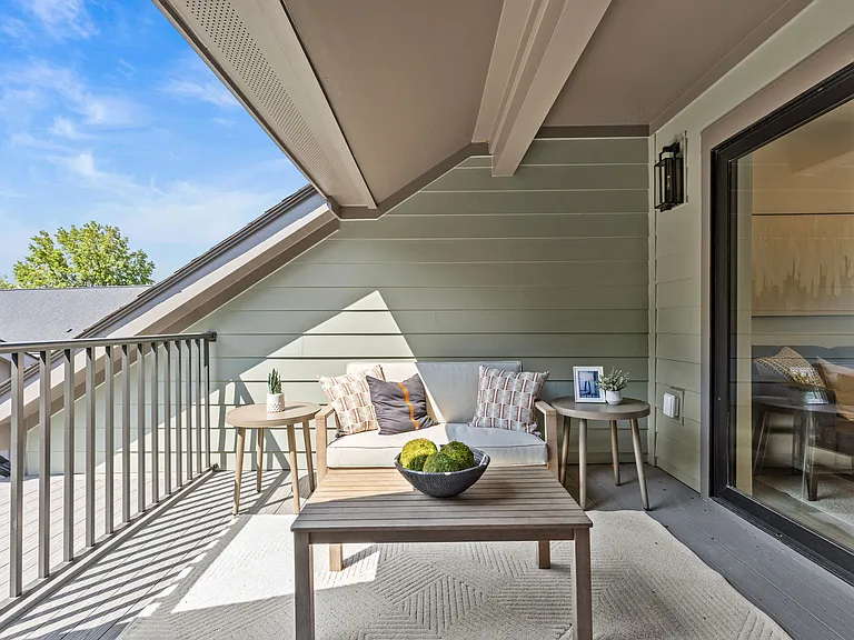 The Collection at North Davidson Townhomes for Rent in NoDa — Photo 25