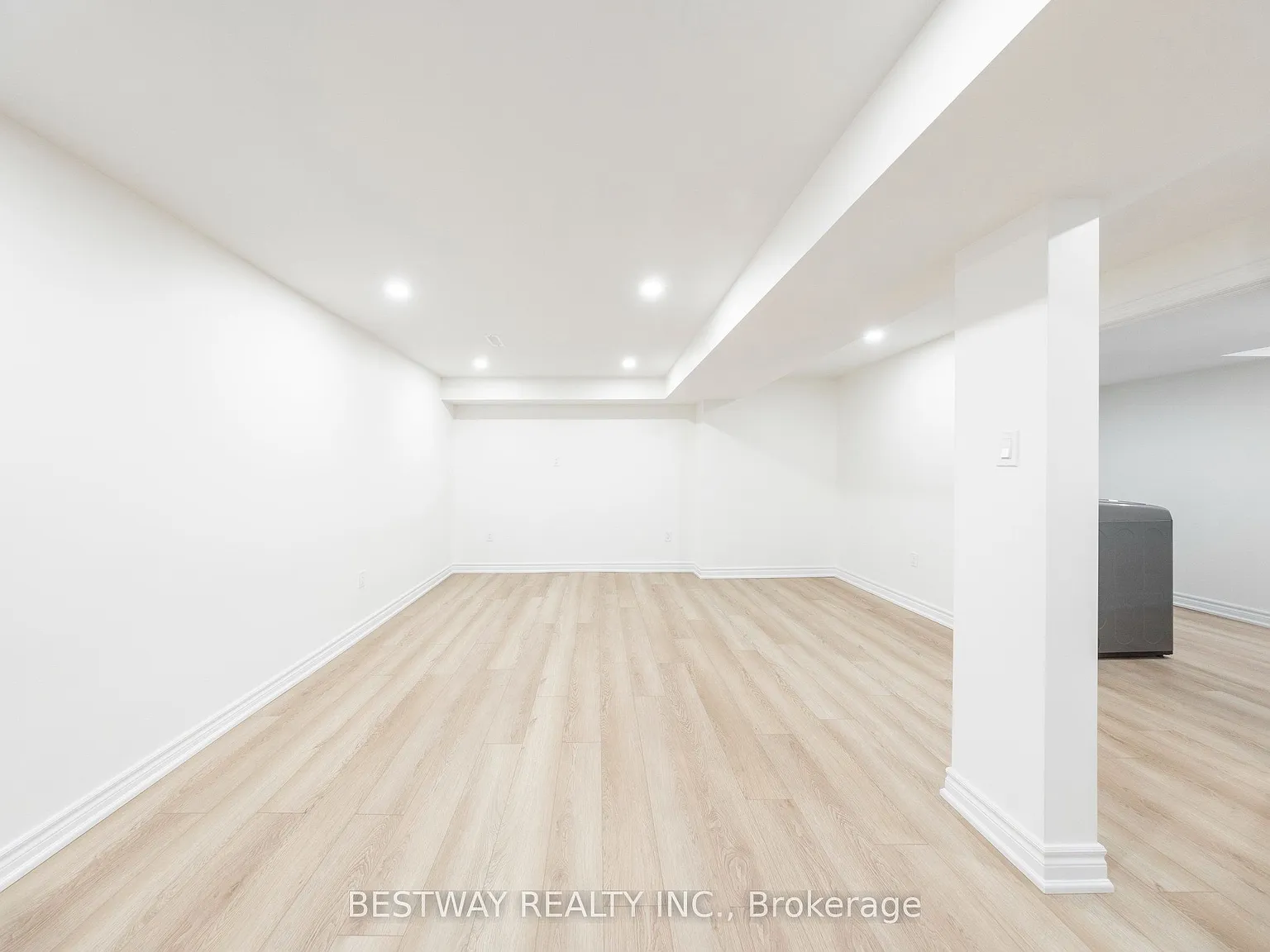2 bed, $1,800 — Photo 4