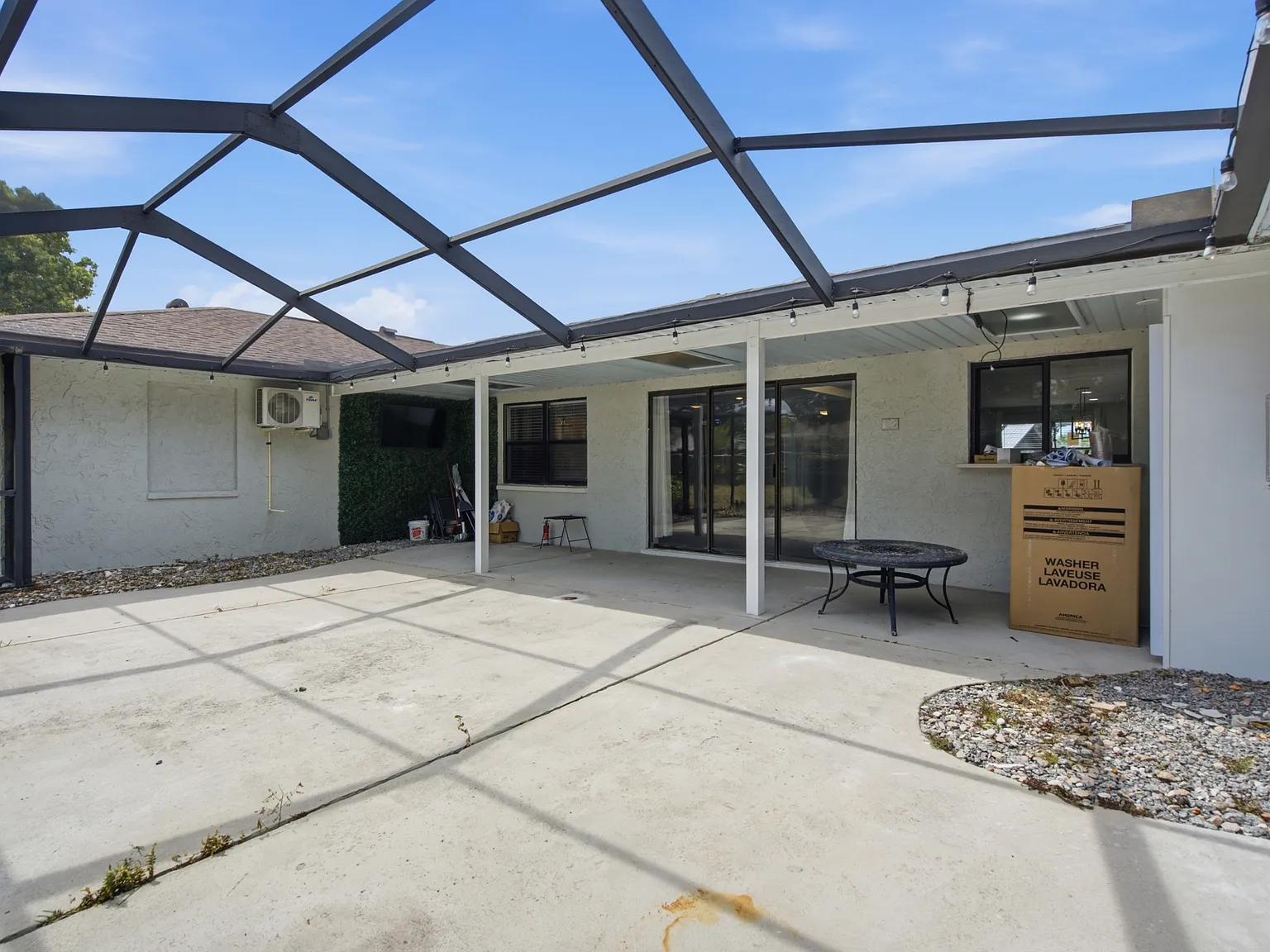 1433 Ellison Lane - 1 — Photo 4