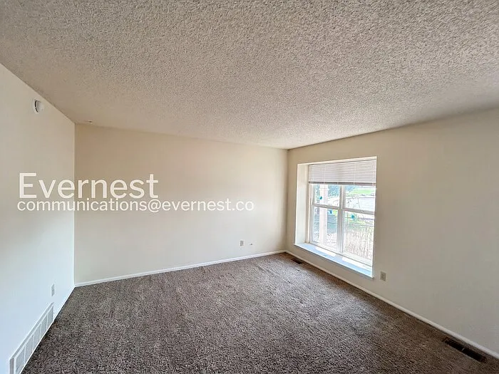 2702 Dickens Dr — Photo 9