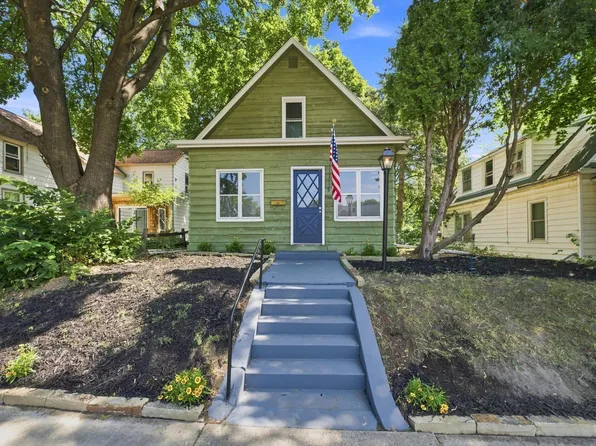 3010 Vincent Ave N, Minneapolis, MN 55411