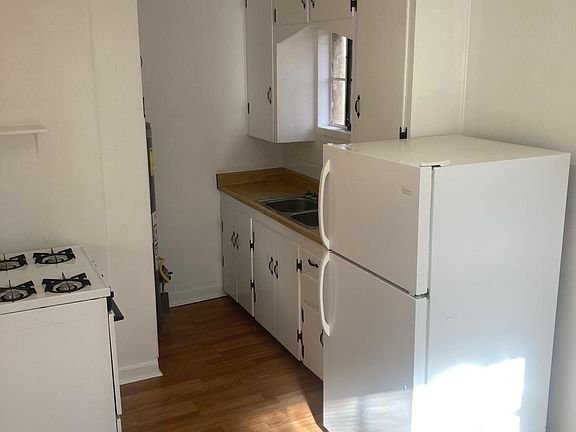 Kitchen new lighting and gas stove