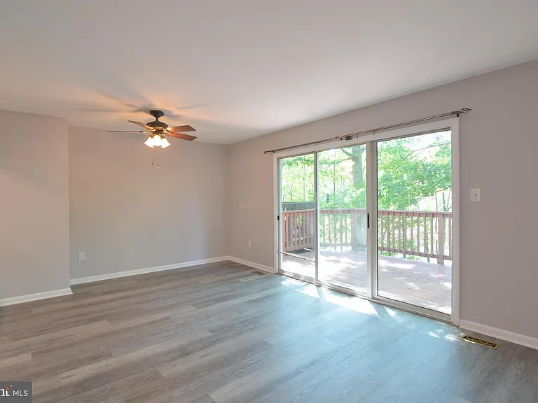 13326 Waterside Cir — Photo 12