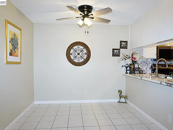 272 Galano Plz — Photo 12