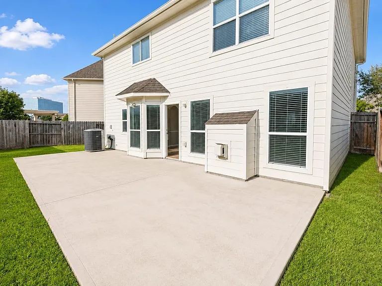 3614 Burning Palms Ct — Photo 30