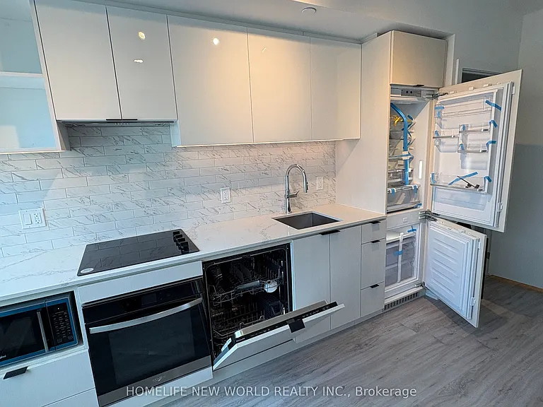 252 Church St #1602 — Photo 10