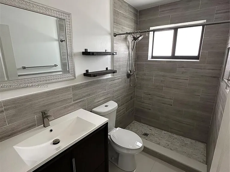 410 NW 65th Ave #410 — Photo 4