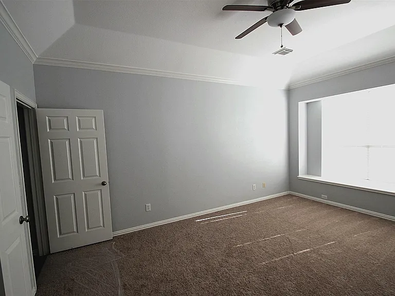 18620 Gibbons Dr — Photo 13