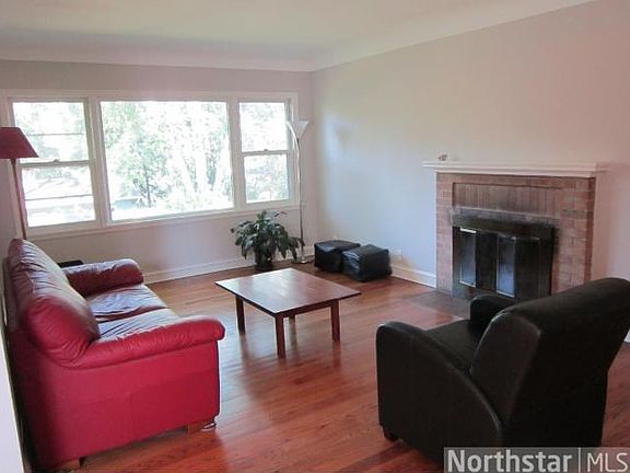 4th image of 423 Bernard St E