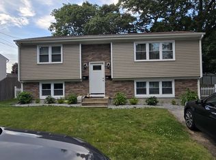 168 Pine St, Warwick, RI 02888
