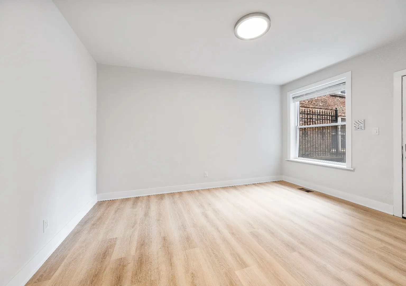New Logan Square Apartments - November Move ins — Photo 4