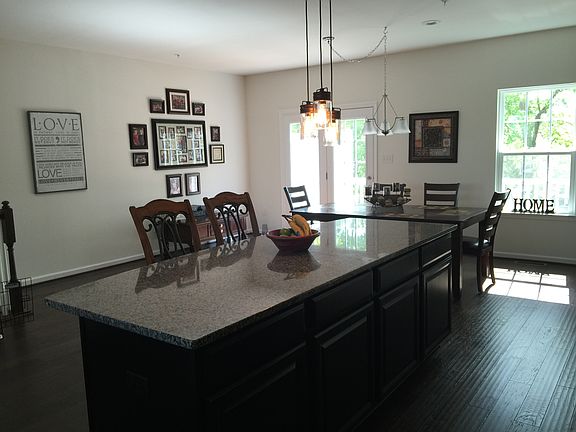  Kitchen Counter