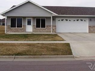 316 W 9th St, Dell Rapids, SD 57022