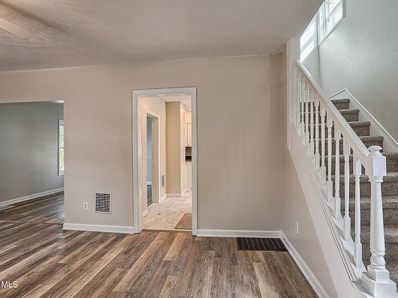 2nd image of 1818 5th St