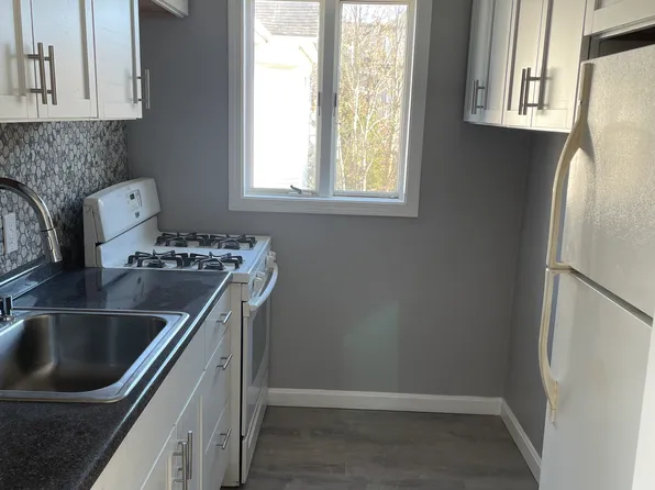 494 Ridge St #3E, Fall River, MA 02724