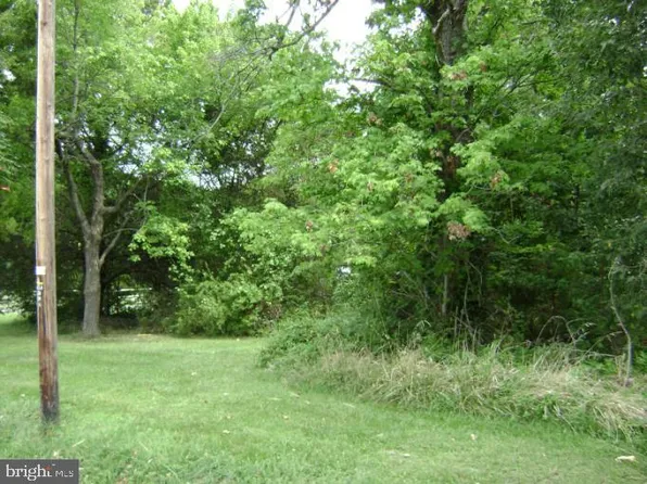 6867 Hopkins Neck Rd, Easton, MD 21601