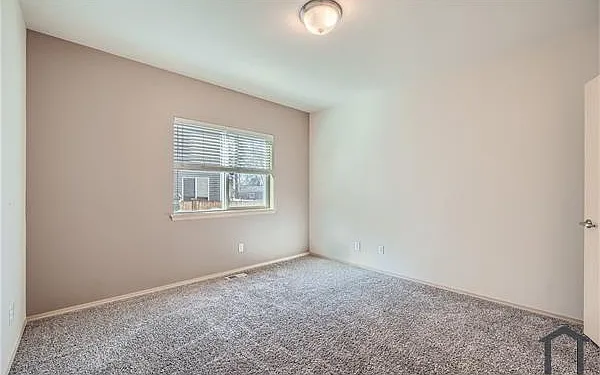 4 bed, 2878 sqft, $3,400 — Photo 4