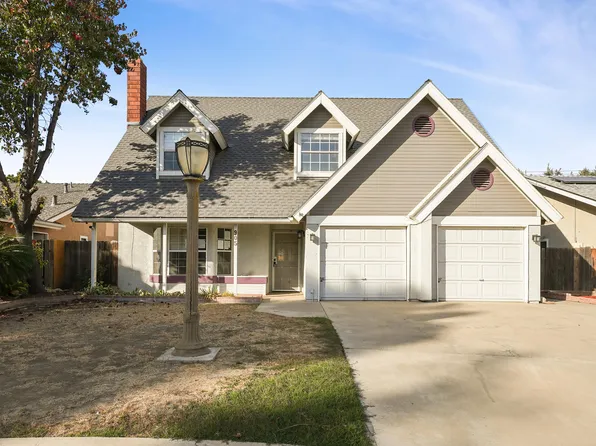 905 N Oakwood Court, Visalia, CA 93291