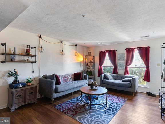 5th image of 46104 Lucca Way