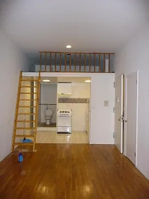 Rented by Rent Manhattan | media 10