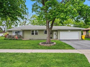 835 N Indiana St, Griffith, IN 46319
