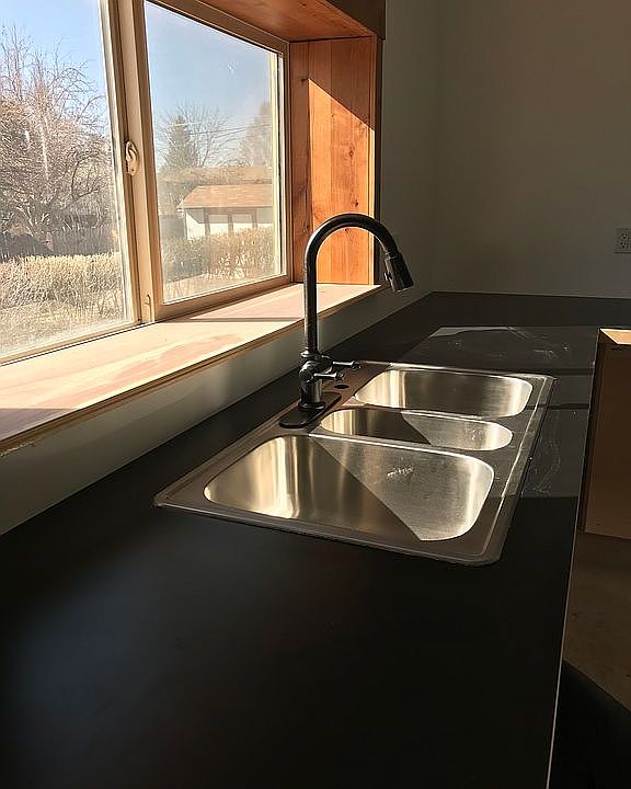 1st image of 446 Crescent Dr #7-8
