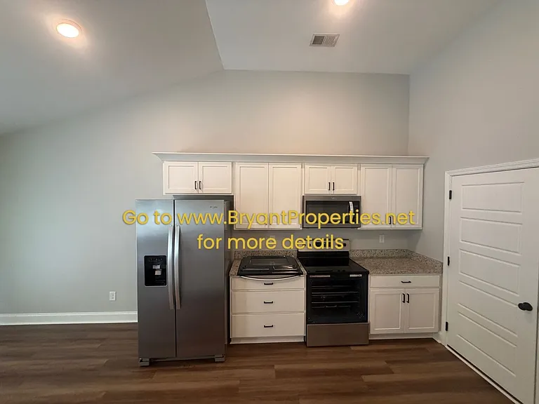 1183 Preston Way — Photo 4