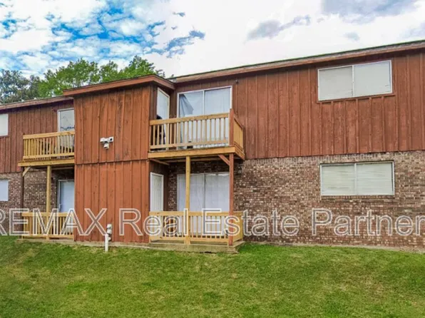 4001 Mable St #27, Hattiesburg, MS 39401