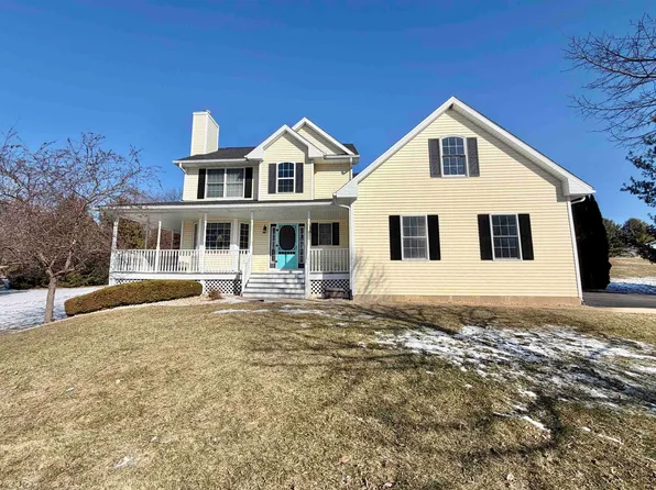 5206 E Hubbard Trl, Byron, IL 61010