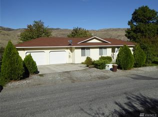 11 Riverview Dr, Coulee Dam, WA 99116