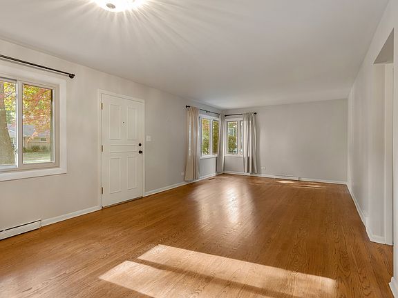 4th image of 2006 Thornwood Ln