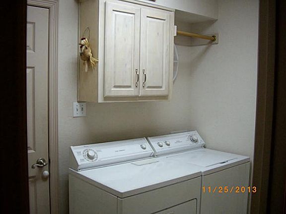 4th image of 406 Carnation Ct