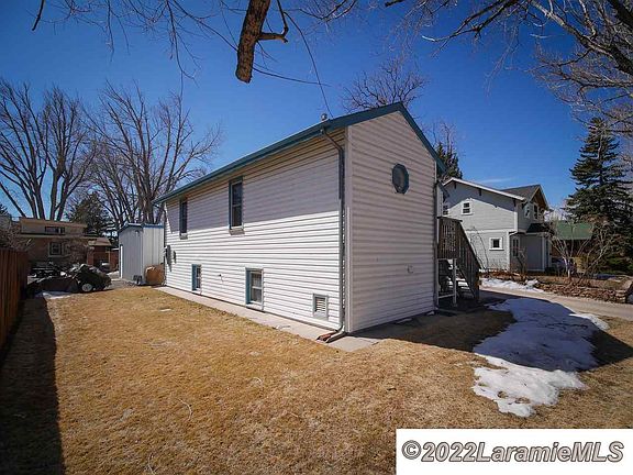 3rd image of 1216 Sheridan St