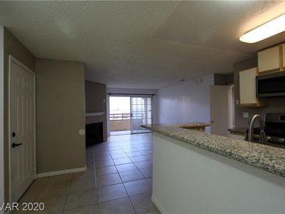2200 S Fort Apache Rd UNIT 1011, Las Vegas, NV, 89117