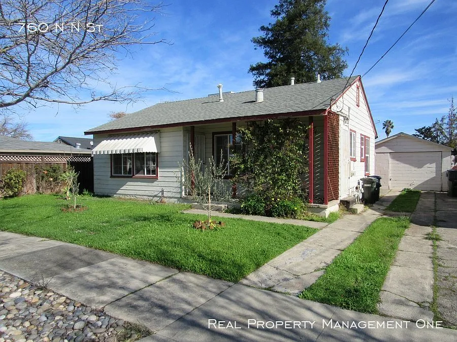 760 N N St photo 1
