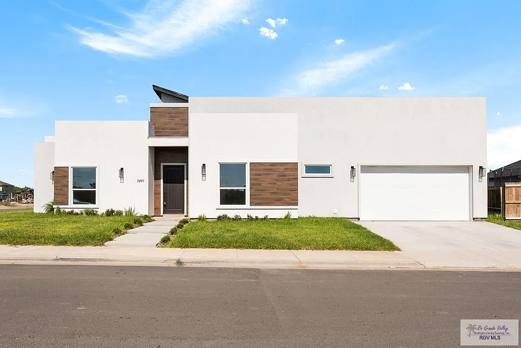 4 bed, 3.0 bath, 2450 sqft, $3,150 — Photo 3