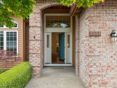 4541 NW Tamoshanter Way, Portland, OR, 97229
