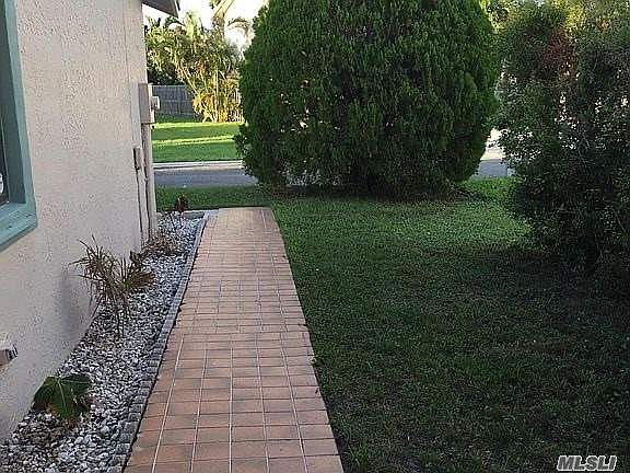 4th image of 5840 Strawberry Lakes Cir