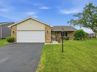 12329 Tippecanoe Pl, Crown Point, IN 46307
