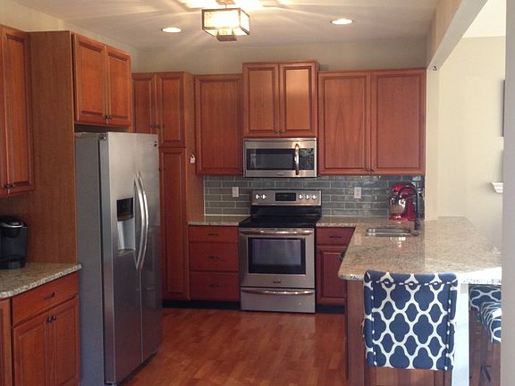 4th image of 114 Persimmon Pl