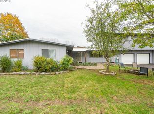 19283 SE Sunnyside Rd, Damascus, OR 97089