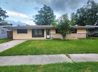 313 Hospital Dr, Raceland, LA 70394