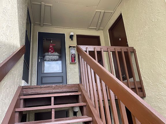 5th image of 4215 E Bay Dr APT 1701F