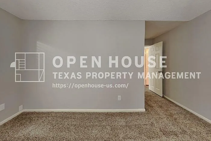 18138 Garden Manor Dr — Photo 10