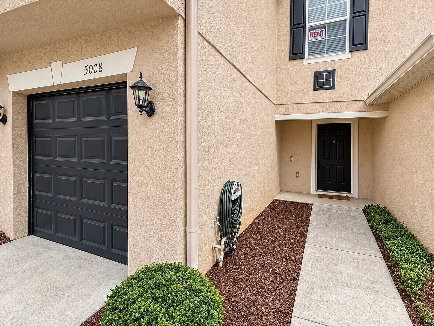 3 bed, 1516 sqft, $2,950 — Photo 1