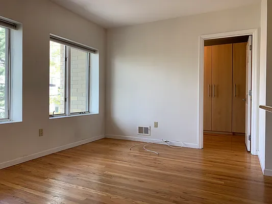 Rented by JDM Real Estate Consulting | media 8