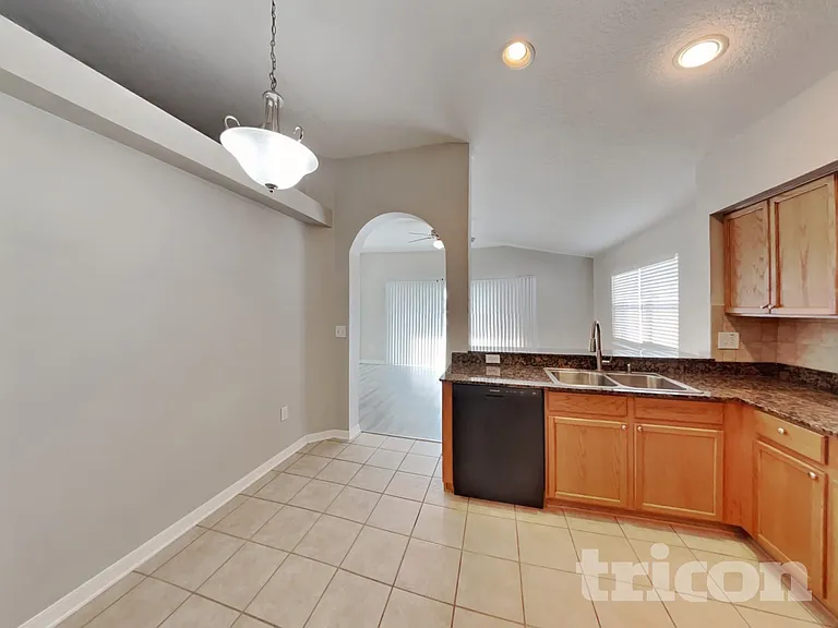 13017 Brant Tree Dr — Photo 8