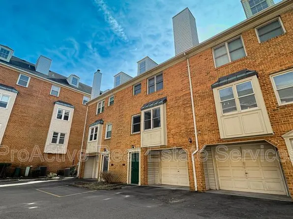 519 W 20th St, Norfolk, VA 23517