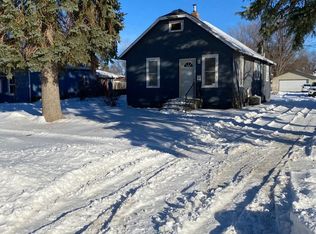 811 9th Ave SE, Jamestown, ND 58401